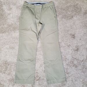 L.L. Bean Women's Khaki Chino Pants Size 6 EUC Straight Leg Mid Rise 100% Cotton